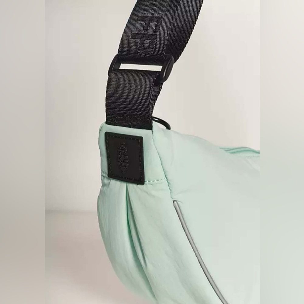 NWT FP Movement Bulls Eye Sling Crossbody - Picture 2 of 10